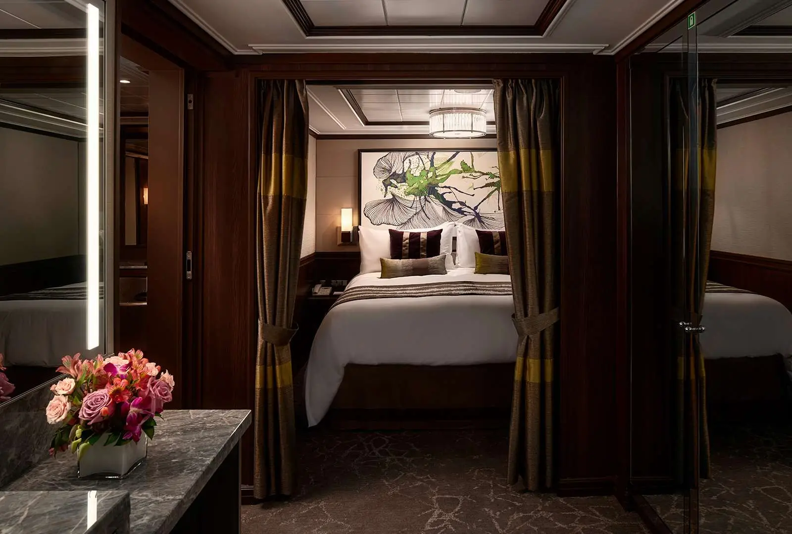 TCC_Jewel_Cruises_Cabins-&-Rates_Haven_Courtyard_Villa_01_1600x1080